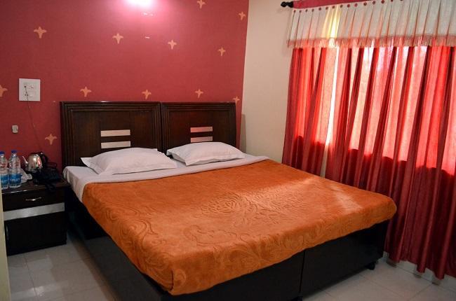 Kangs Nirvana Resorts And Spa Mahalpur Extérieur photo