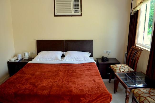 Kangs Nirvana Resorts And Spa Mahalpur Extérieur photo